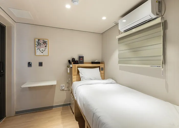 Hi Seodaemun Hostel *